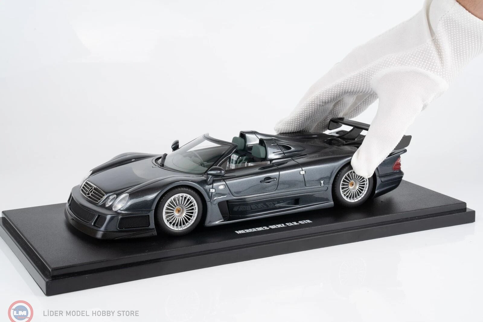 1:18 GT Spirit 1999 Mercedes Benz CLK GTR Roadster