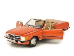 1:18 1986 Mercedes Benz 300 SL W107