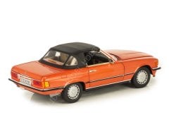 1:18 1986 Mercedes Benz 300 SL W107