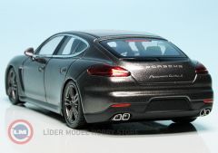 1:43 2013 Porsche PANAMERA TURBO S