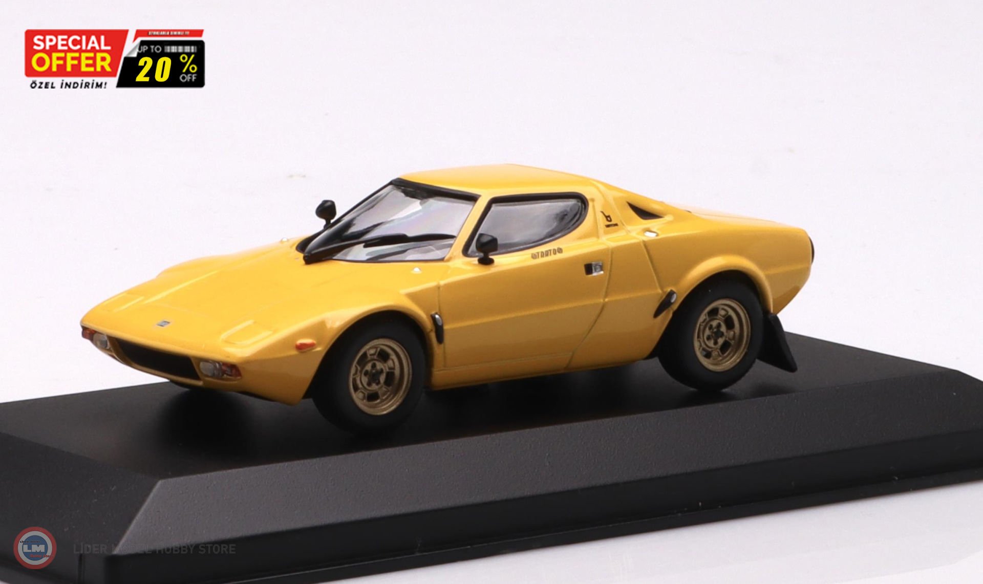 1:43 Maxichamps 1974 Lancia STRATOS
