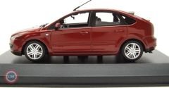 1:43 Maxichamps 2004 Ford FOCUS