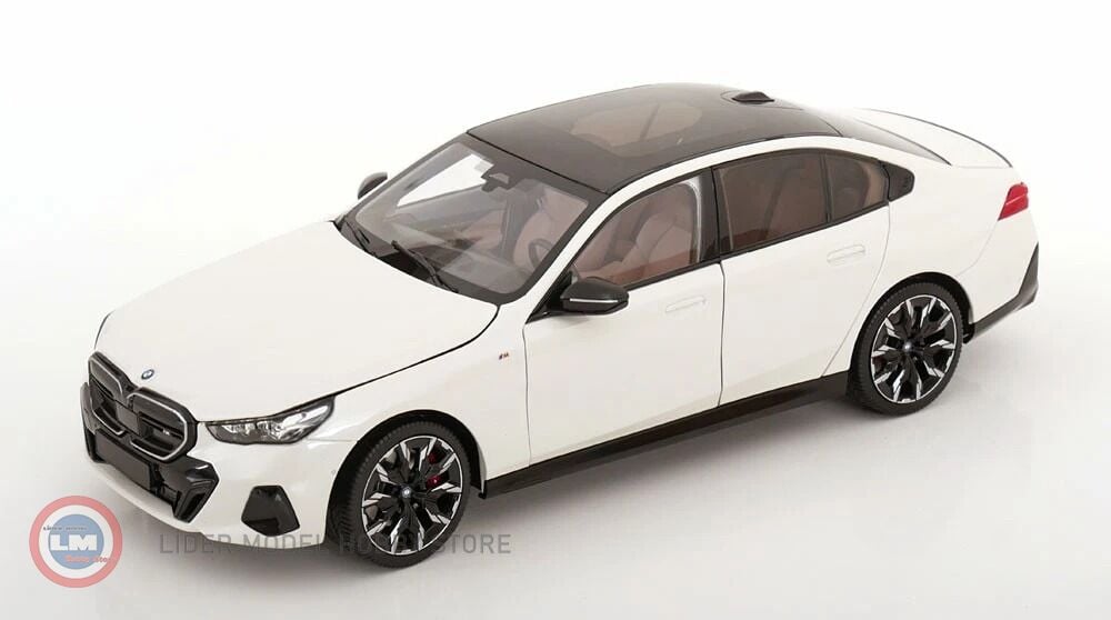 1:18 Minichamps 2023 BMW 5-SERIES i5 (G60)