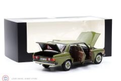 1:18 Norev 1976 Mercedes Benz E Class 200 W123 Agave Green