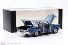 1:18 Norev 1959 Mercedes Benz 220S W111