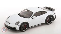 1:18 Minichamps 2022 Porsche 911 (992) Dakar Coupe