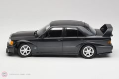 1:18 Minichamps 1990 Mercedes Benz 190E 2.5-16 W201