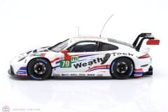 1:18 IXO 2021 Porsche 911 RSR #79 24h LeMans  MacNeil, Bamber, Vanthoor