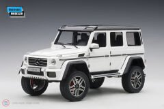 1:18 Mercedes Benz G500 4×4² Beyaz