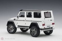 1:18 Mercedes Benz G500 4×4² Beyaz