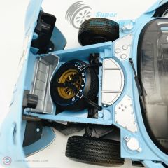 1:18 1966 Ford GT-40 MK II Hardtop #1 Dirt