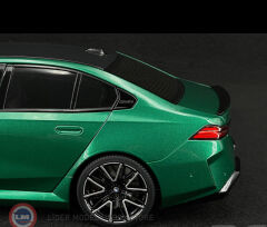 1:18 Minichamps 2024 BMW M5 G90 Green Metallic