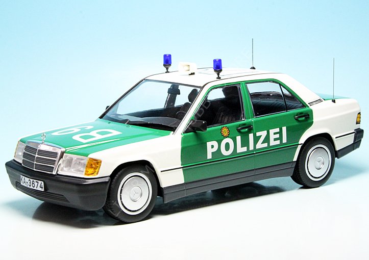 1:18 1982 Mercedes-Benz 190E W201 Polizei