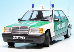 1:18 1982 Mercedes-Benz 190E W201 Polizei