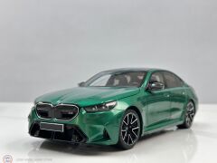 1:18 Minichamps 2024 BMW M5 G90 Green Metallic