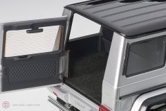 1:18 Mercedes Benz G500 4×4² Gri