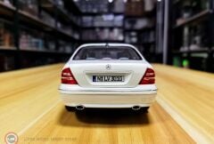 1:18 Norev 1998 Mercedes Benz S600 W220