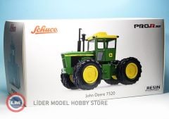 1:32  John Deere 7520 with cabin Traktör