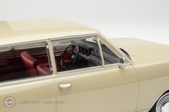 1:18 Touring Models 1972 Opel Kadett B Caravan - sierra