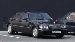 1:18 Mission Model 1990 Mercedes Benz S600 W140 V12