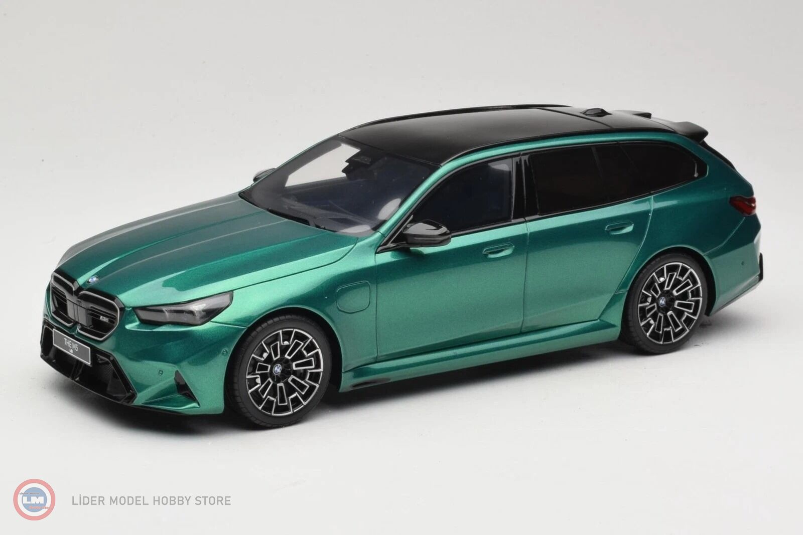 1:18 GT Spirit 2024 BMW M5 G91 Touring SW - Isle of man