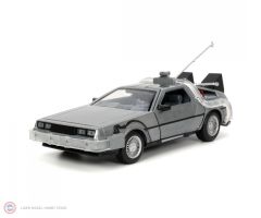 1:24 1985 DeLorean Time Machine- Back to the Future