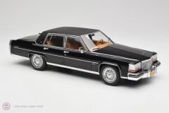 1:18 1982 Cadillac Fleetwood Brougham