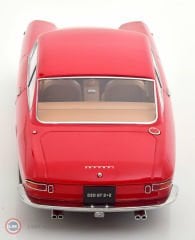 1:18 KK Scale 1964 Ferrari 330 GT 2+2