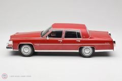 1:18 MCG 1982 Cadillac Fleetwood Brougham