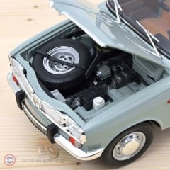1:18 1968 Renault 16