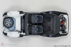1:18 Autoart 1973 Porsche 911 Carrera 2.7 RS
