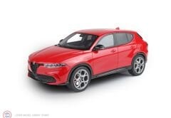 1:18 BBR Alfa Romeo Tonale Veloce Plug-in Hybrid Red Alfa & Showcase
