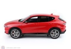 1:18 BBR Alfa Romeo Tonale Veloce Plug-in Hybrid Red Alfa & Showcase