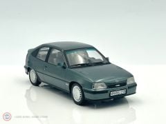 1:18 1987 Opel Kadett GSi