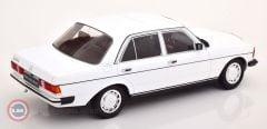 1:18 KK Scale 1975 Mercedes Benz 230E (W123)