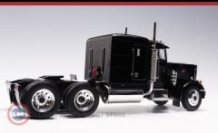 1:18 1967 Peterbilt 359