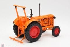 1:18 Minichamps 1953 Hanomag R28 Farm Traktör