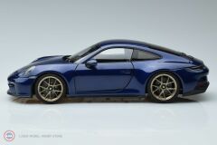1:18 2021 Porsche 911 992 GT3 (2021) Touring Package