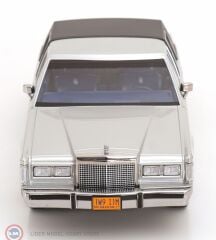 1:18 KK Scale Lincoln Town Car Air Movie 185