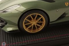 1:18 MR Collection 2022 Ferrari  812 Competizione - VERDE BOTTIGLIA - GREEN