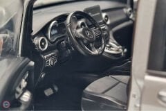 1:18 2018 Mercedes Benz Viano V Class AMG V260 Line