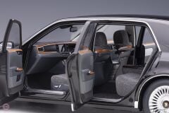 1:18 2018 Toyota Century