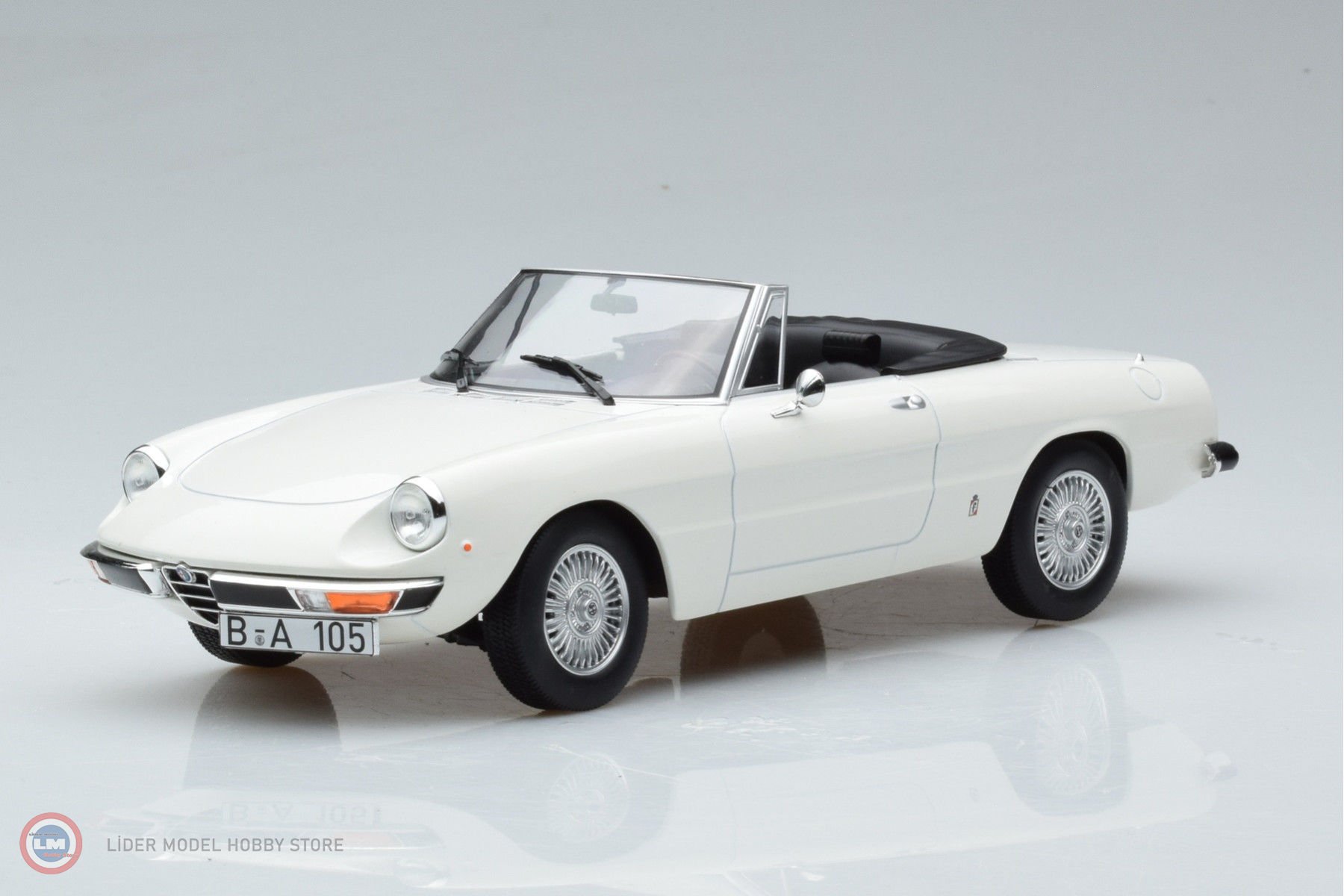 1:18 Norev 1978 Alfa Romeo 2000 Spider