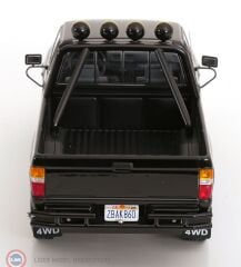 1:18 KK Scale 1985 Toyota Hilux Truck Xtra Cab 4x4