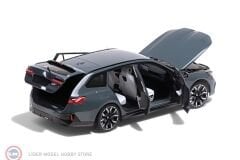 1:18 Minichamps 2024 BMW i5 Touring - Green Metallic