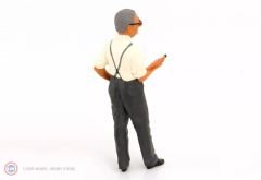 1:12 Figur  Enzo Ferrari with clipboard