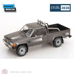 1:18 KK Scale 1985 Toyota Hilux Truck Xtra Cab 4x4