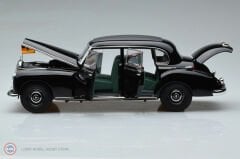 1:18 Norev 1955 Mercedes Benz 300 W186 Konrad Adenauer