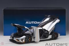 1:18 2015 Koenigsegg Agera RS Gümüş