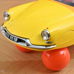 1:12 Norev 1959 Citroen DS 19 Avec Ballons Retromobile Show 2025